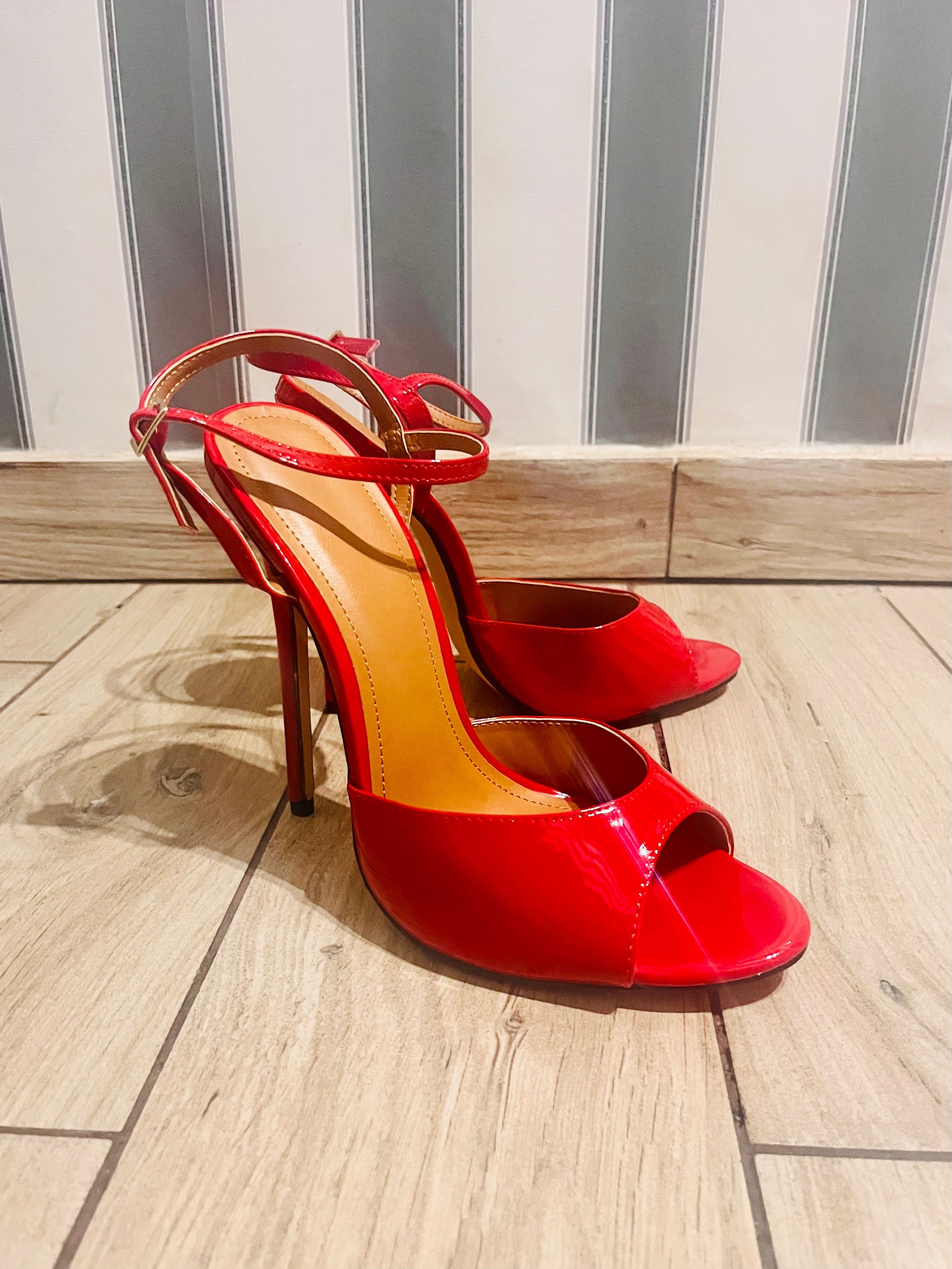 115/ OD RĘKI 46 Czerwone męskie sandały Trans Crossdress 13 cm 36-48EU