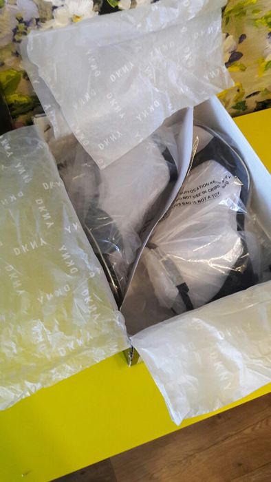 Сандали фирменные Donna Karan  кожа