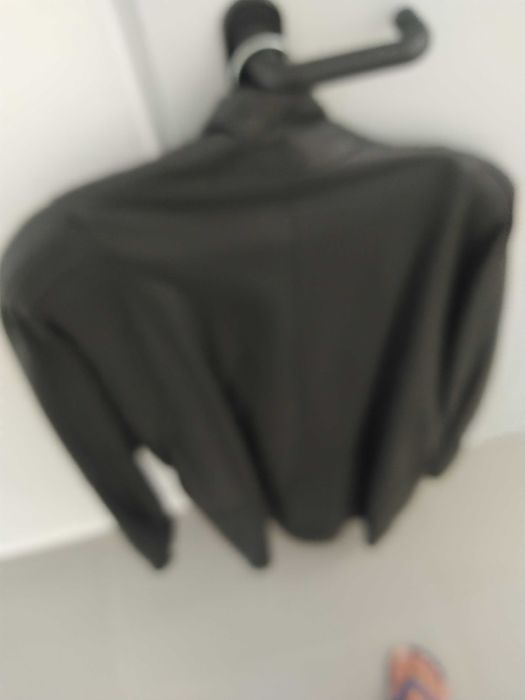 Casaco Pele cor preto mulher