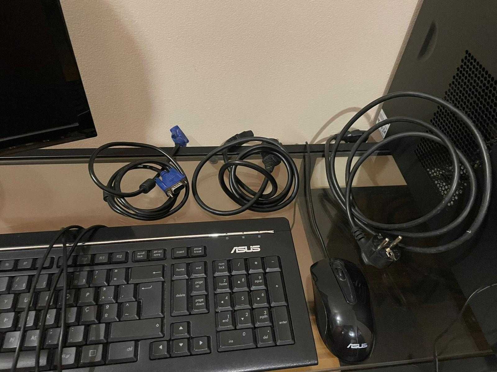 Computador fixo ASUS