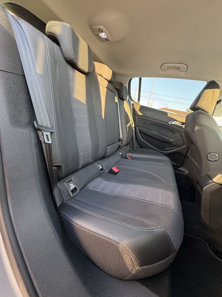 Peugeot 308 1.2 E-THP ALLURE
