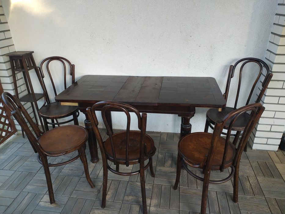 Stary dębowy stół i 6 krzeseł Thonet do renowacji