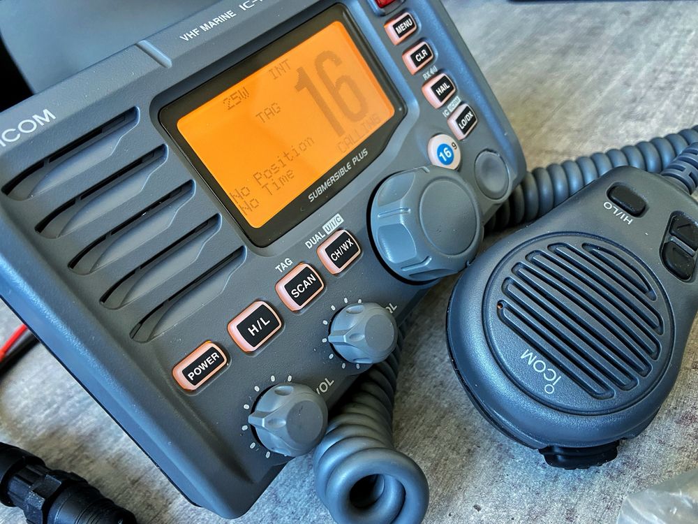 Radiotelefon morski ICOM IC-M504 VHF DSC