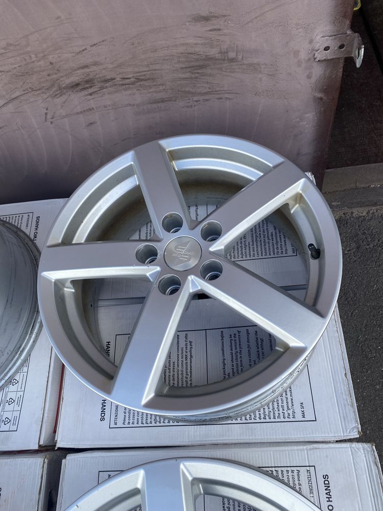 R17 5*114,3 et40 d66,1 Nissan x tail, qashqai, renault duster