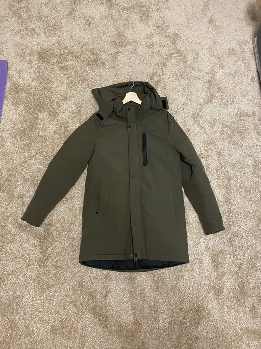 Продам зимлю куртку, дуже тепла та якісна