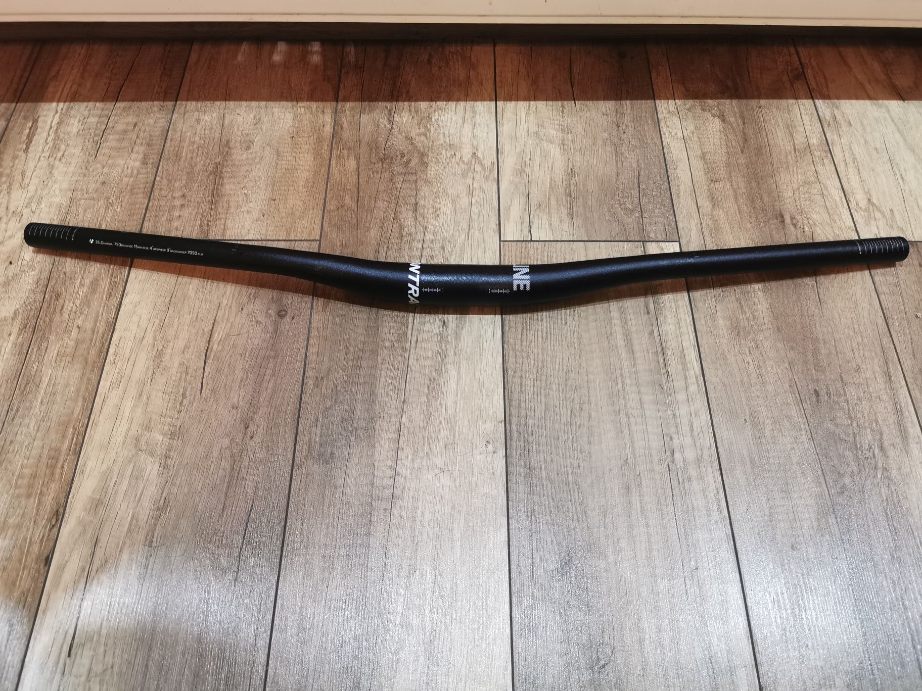Kierownica Bontrager Line 35, 740mm przecena!!!