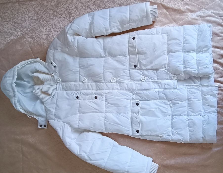 Жіноча куртка пальто на весну