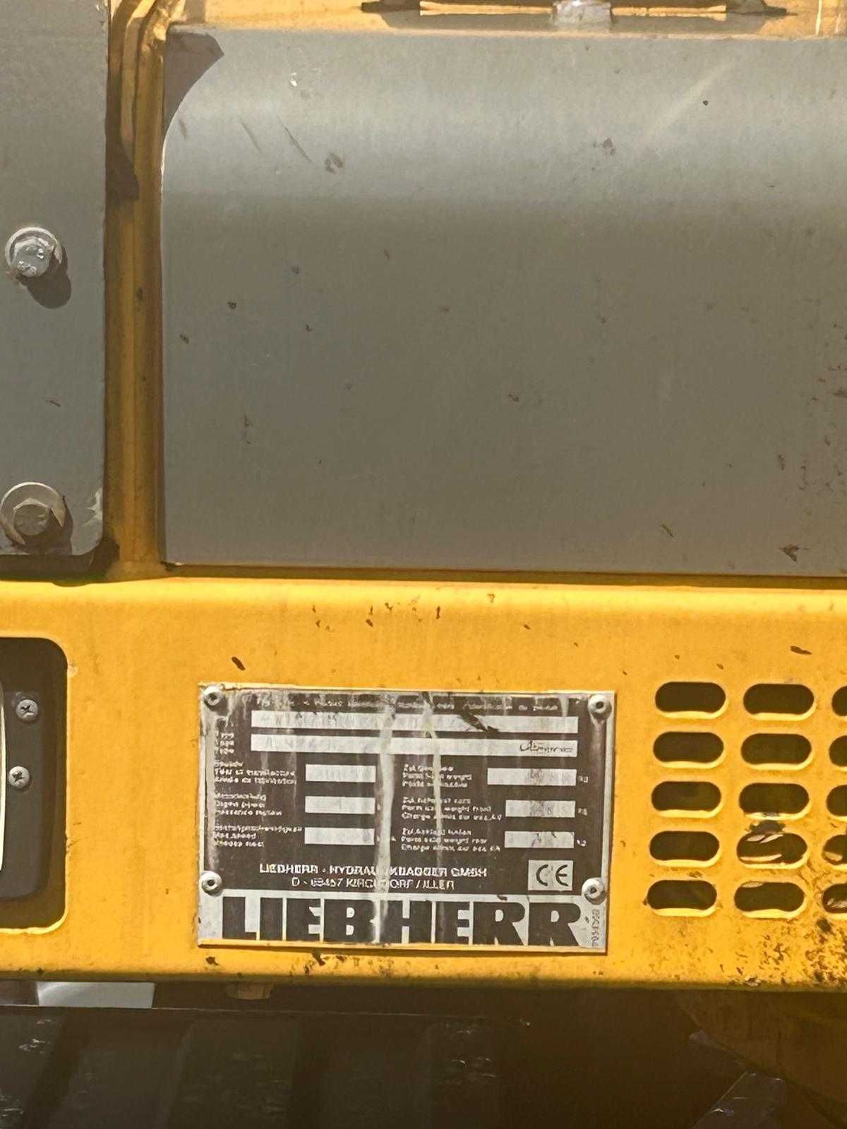 LIEBHERR A924Brok , rok 2005,