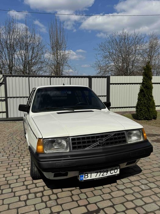 Продам вольво 340