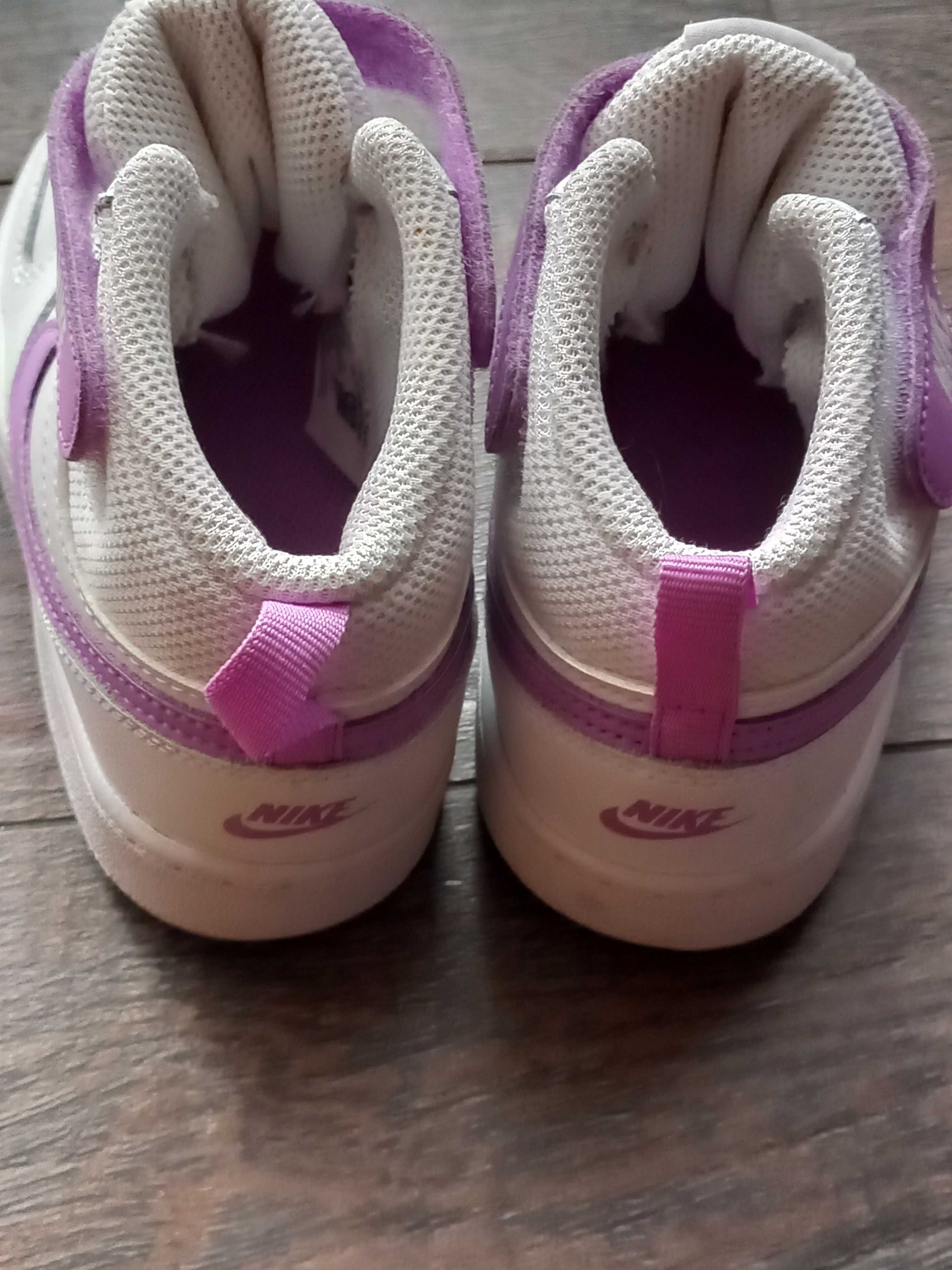 Dziecięce buty Nike za kostke rozmiar 27 nowe
