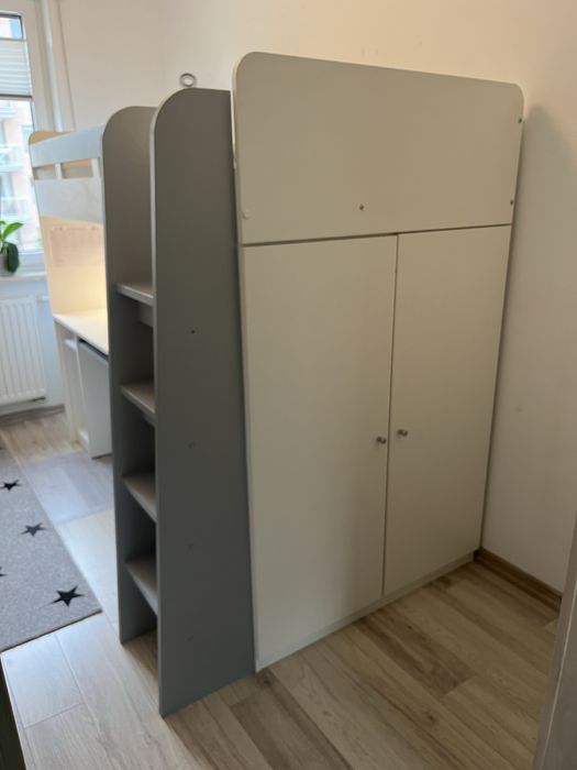Łóżko piętrowe z biurkiem i szafą + materac.