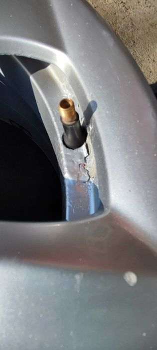 Felgi oryginalne Aluminiowe BMW 5x120  7Jx16  ET31  4-szt