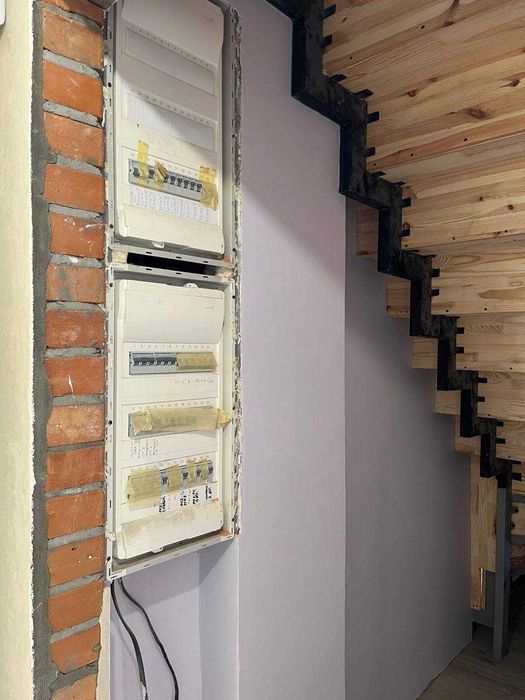 Будинок новий. Ремонт. 200м2. Нові Безрадичи/Обухівський р-н. 12 соток