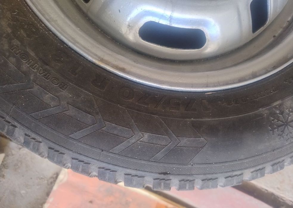 Диски с резиною Toyota