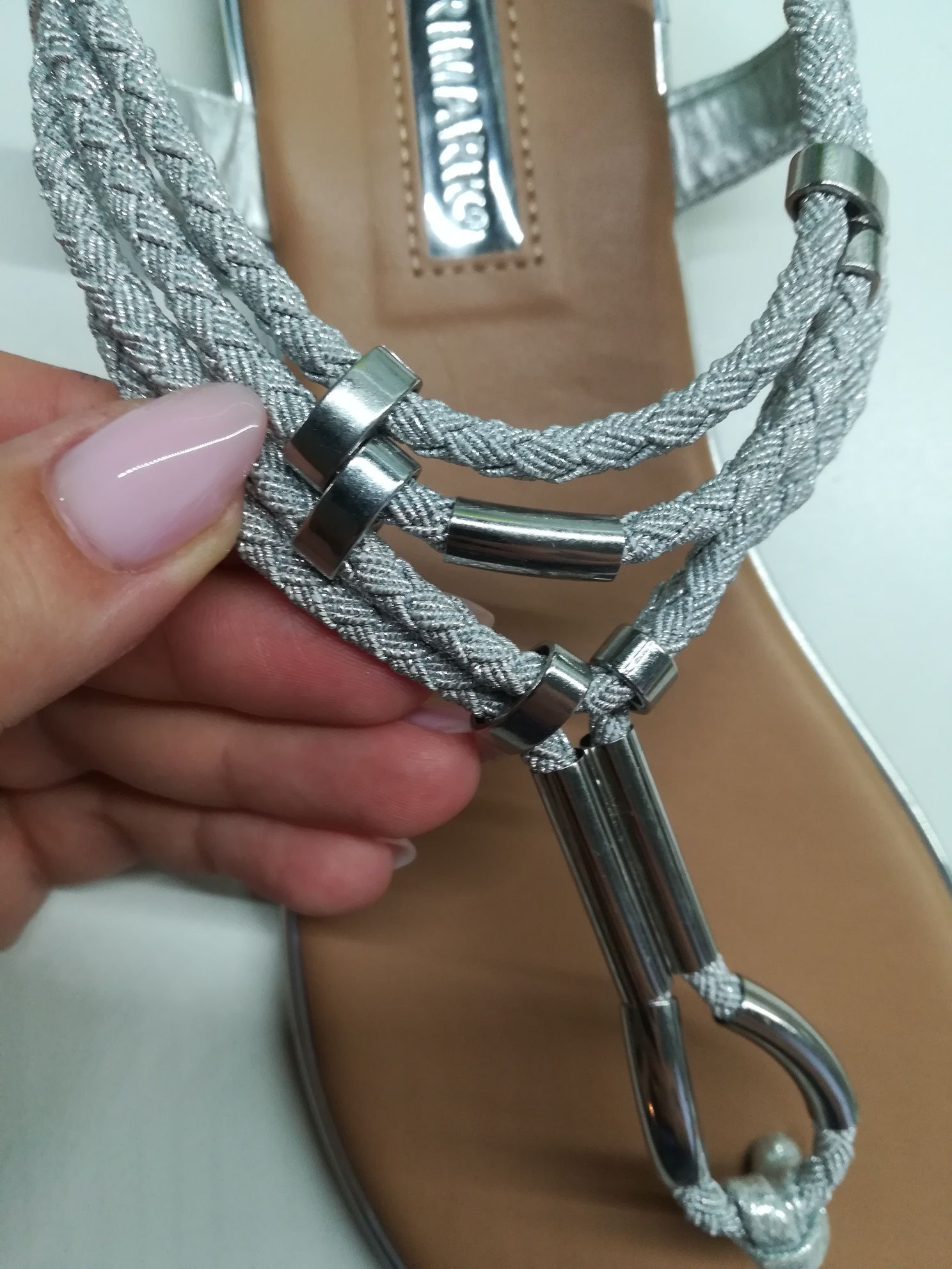 Nowe sandałki sandały primark 37 srebrne paski rzemyki japonki