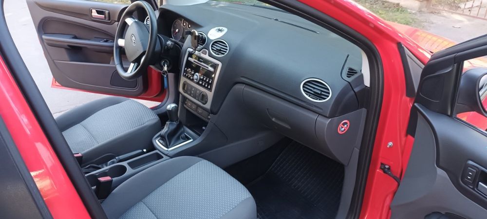 Продам Ford Focus 2 1.8 бензин