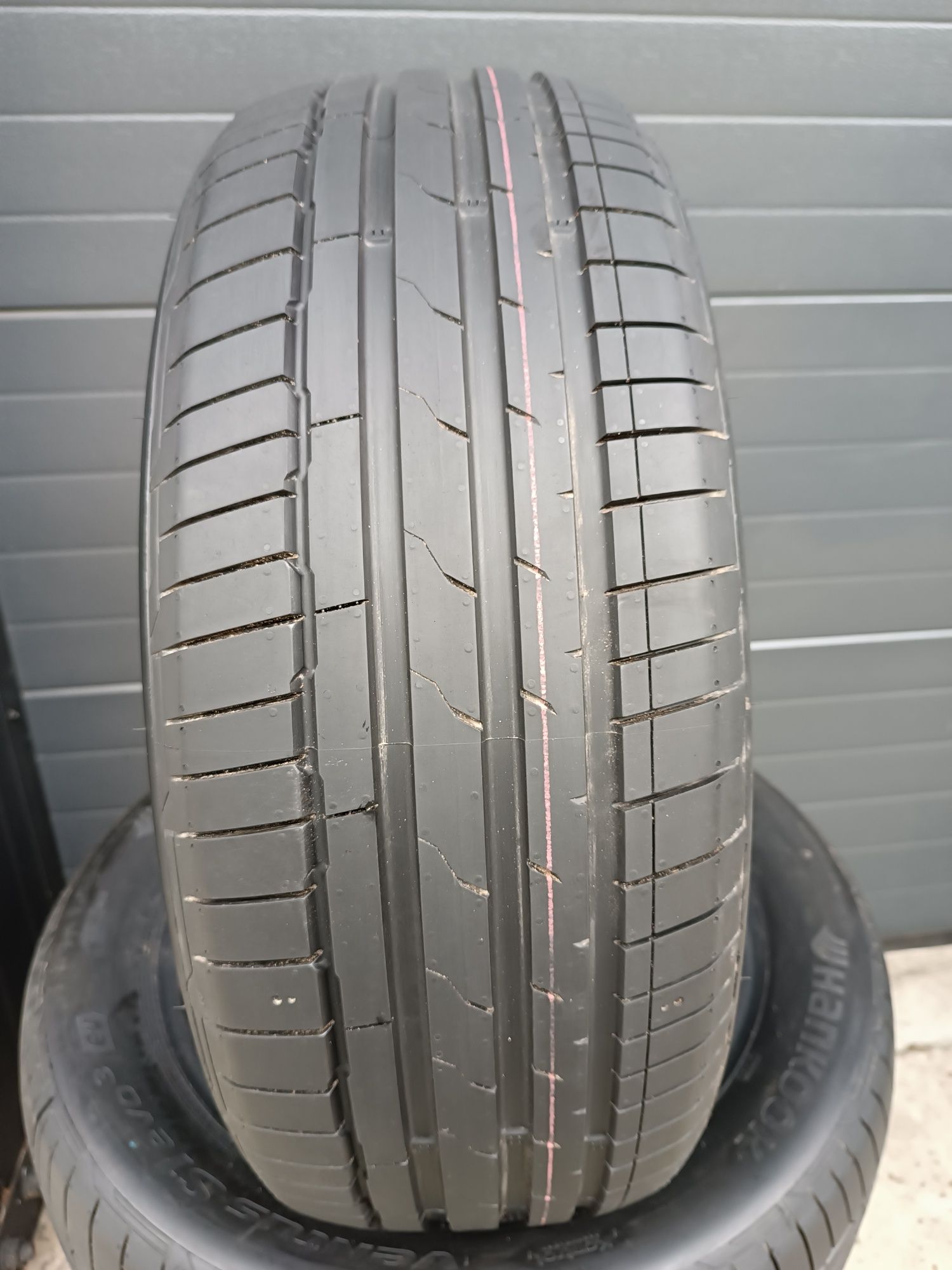 Літні шини 235/55/19 Hankook Ventus S1 evo3 2023