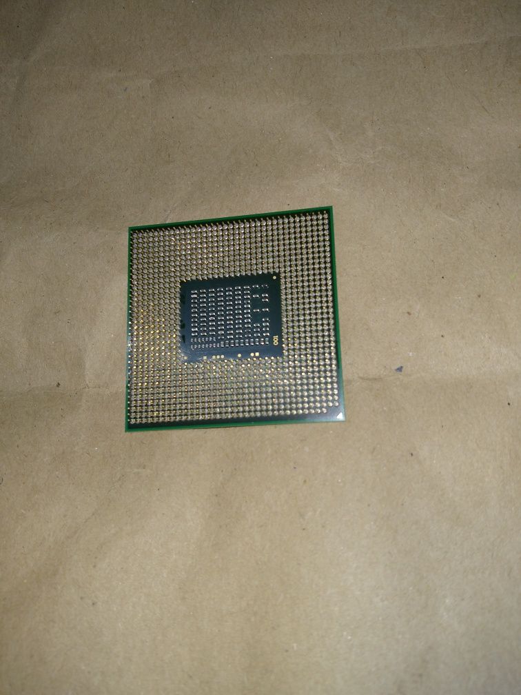 Процессор на ноутбук Celeron B800  1.5GHz, 2 ядра на HM65 чипсет