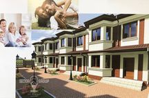 Продаж двух ліній таунхаусів біля озера.  Район Толстого.