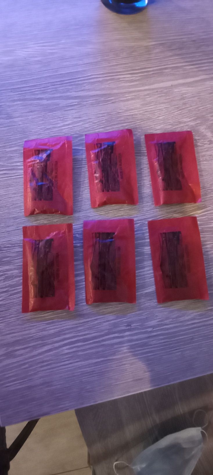 Pedras de isqueiros, com 100 peças. Fabricado na Austria.