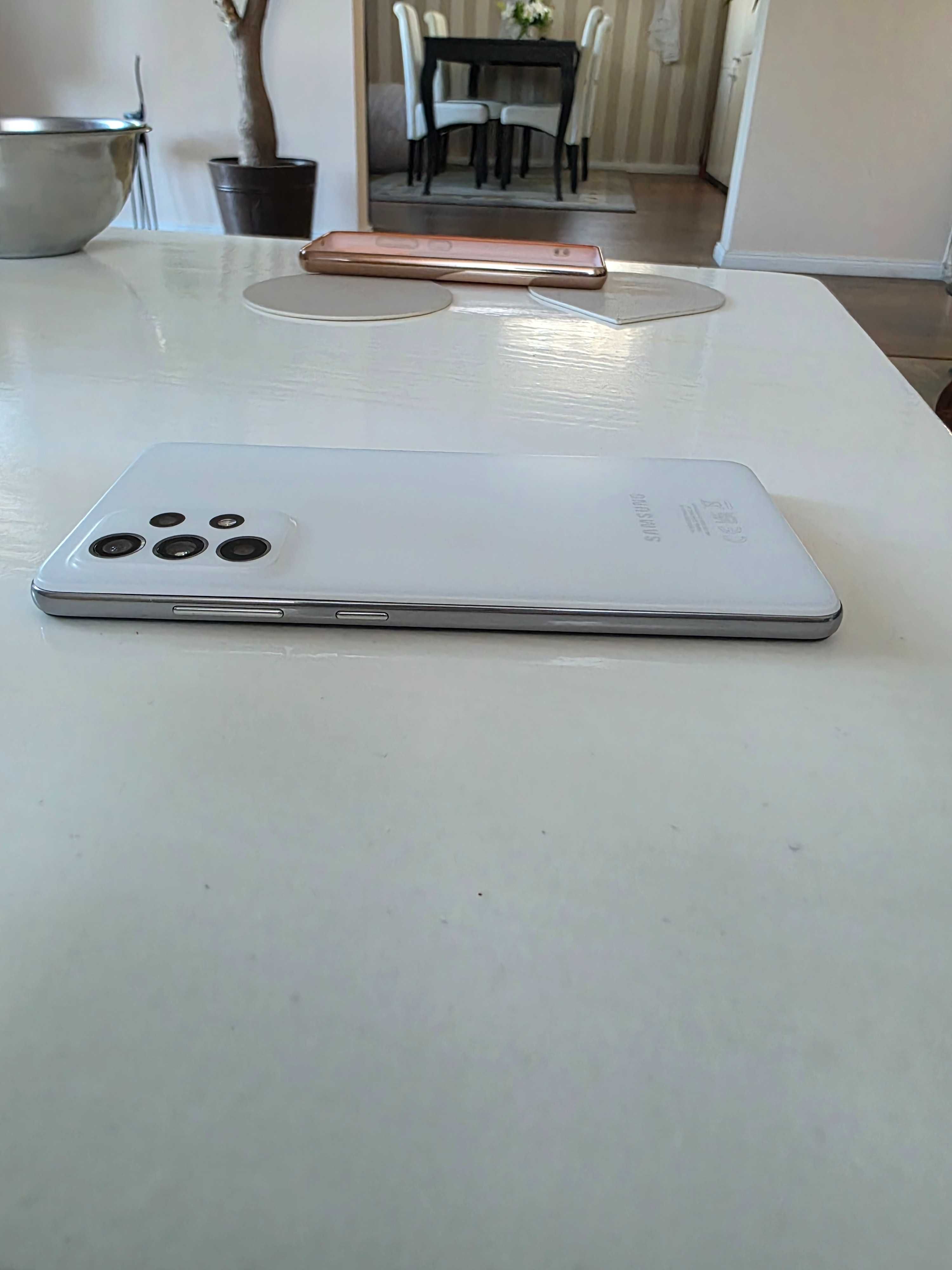 Smartfon Samsung A52s 5G w super stanie