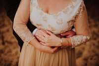 Suknia ślubna koronka+tiul