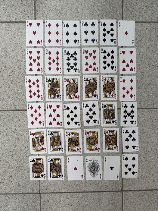 Гральні, гадальні карти