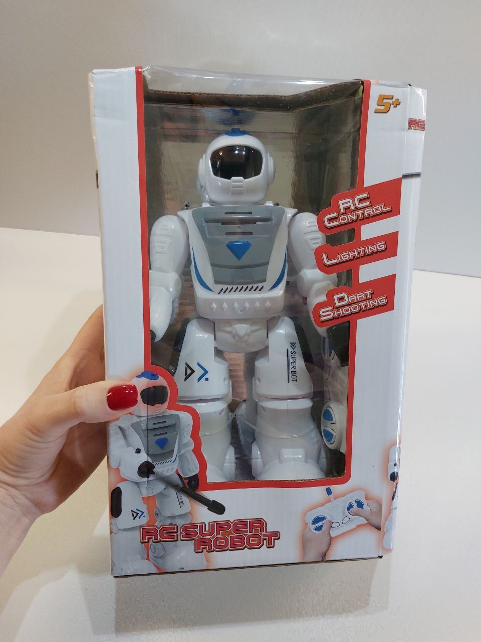 Робот на радіо керуванні, RC Super Robot, робот на батарейках.