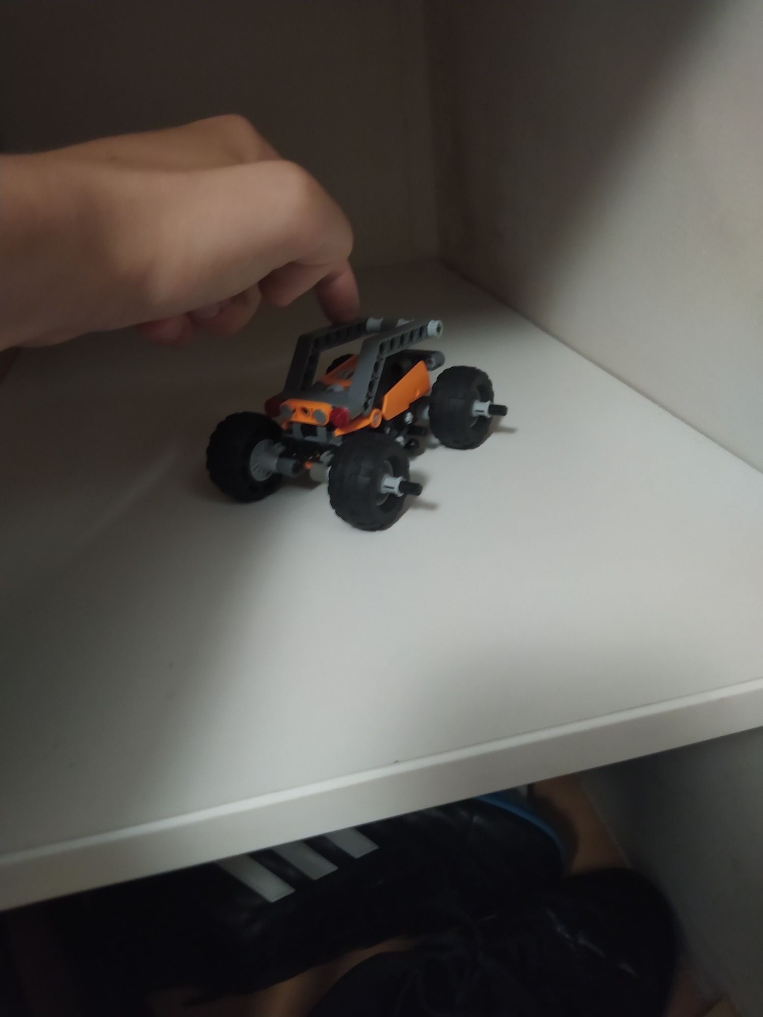 Samochód terenowy LEGO technic