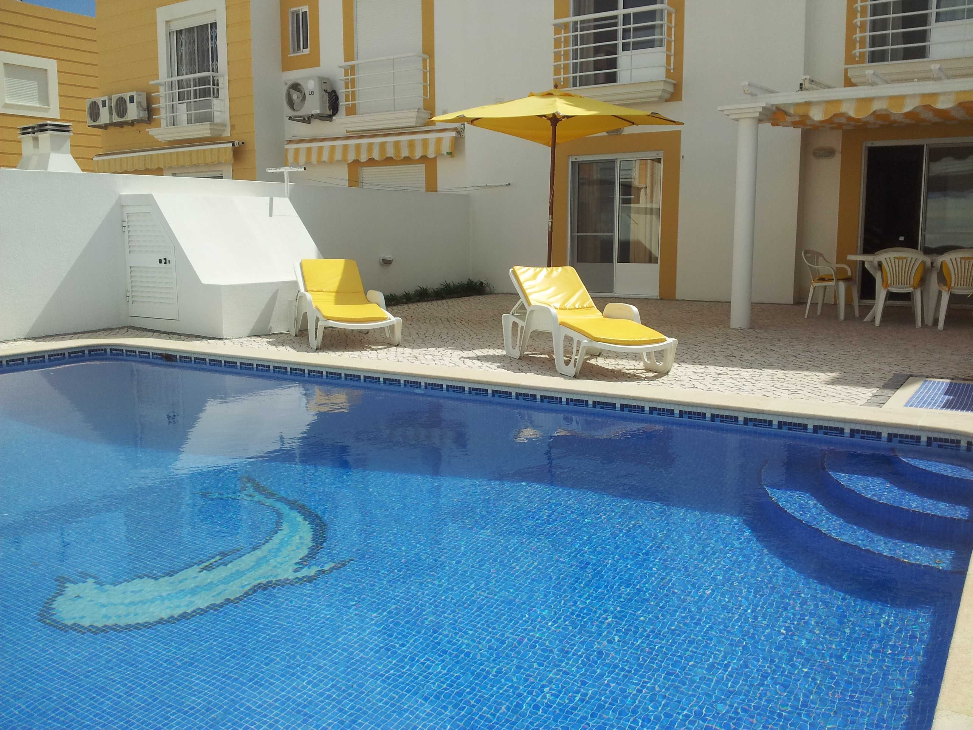 Praia da Lota - Moradia V3 Piscina Privada/ Livre a partir de 10 set