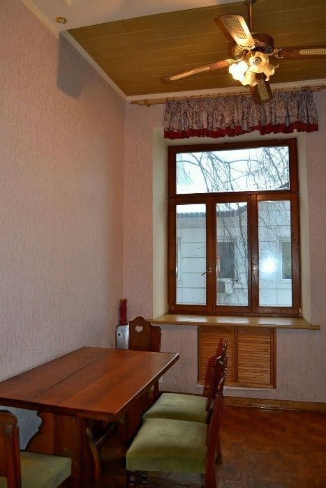 Хостел Київ Посутоно – 100 грн Понеділок – 400 грн Метро Палац Спорту-5-555.biz.ua