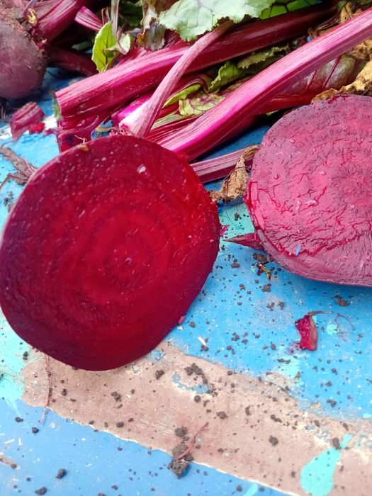 Продам , солодкий  червоний буряк.