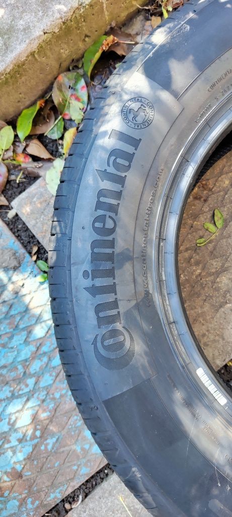 Продам комплект нової літньої гуми Continental 215/65 R16