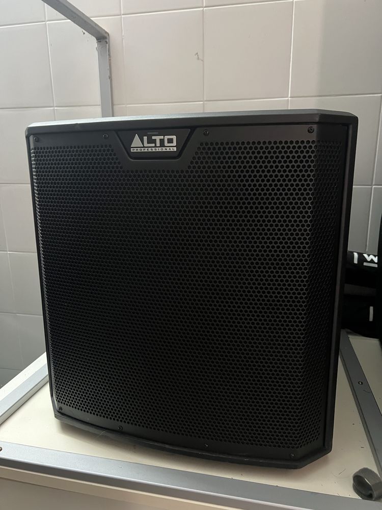 2 alto ts212s com capas - subwoofer