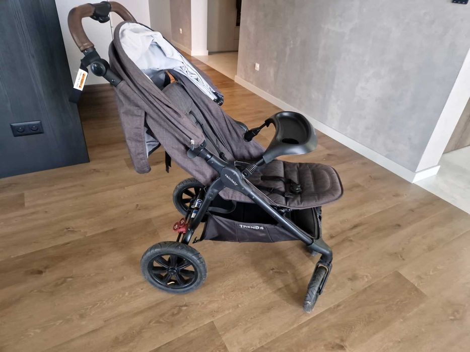 Wózek spacerowy Valco Baby TREND 4 pokrowiec ochrona deszcz śpiworek