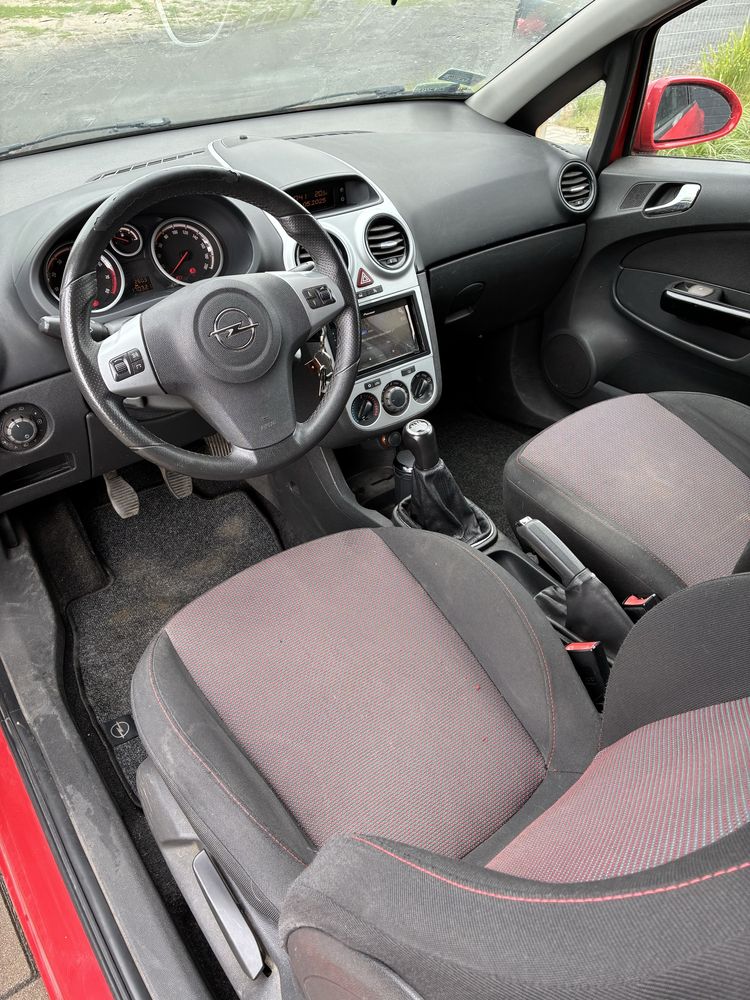 Opel Corsa c 2006 poj. 1.4