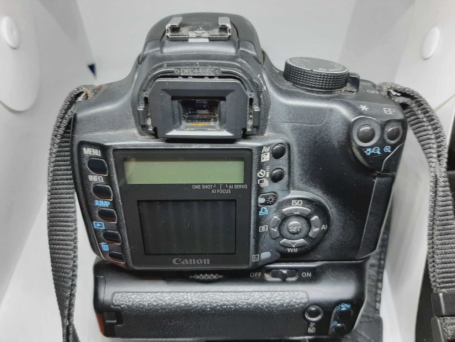 Aparat fotograficzny Canon EOS 350D + EF 75-300 mm 1:4.5-5.6