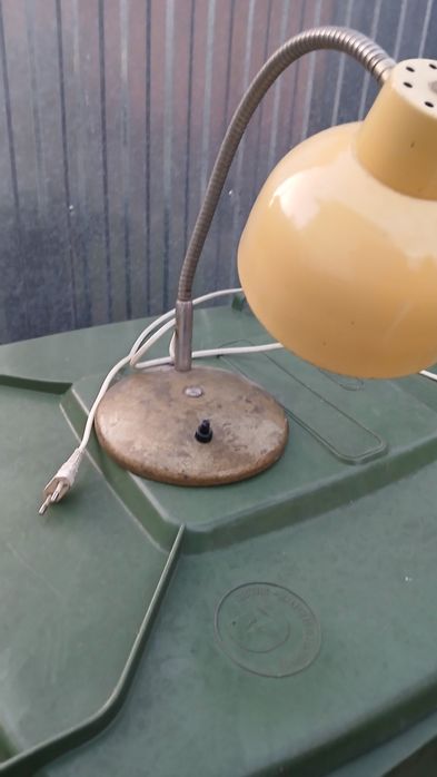 Lampa czasy PRL-U