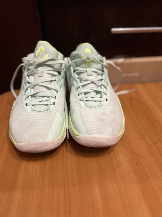 Кроссівки nike precision 6