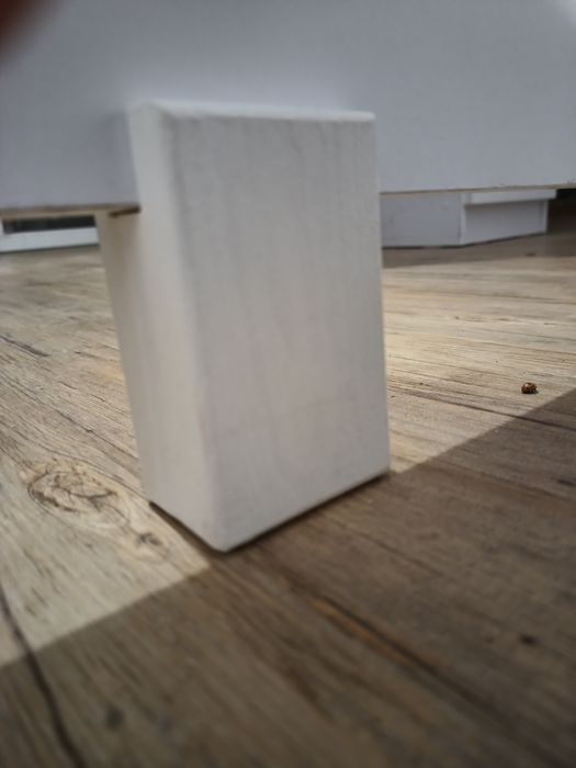 Ścianki działowe. Meble kosmetyczne