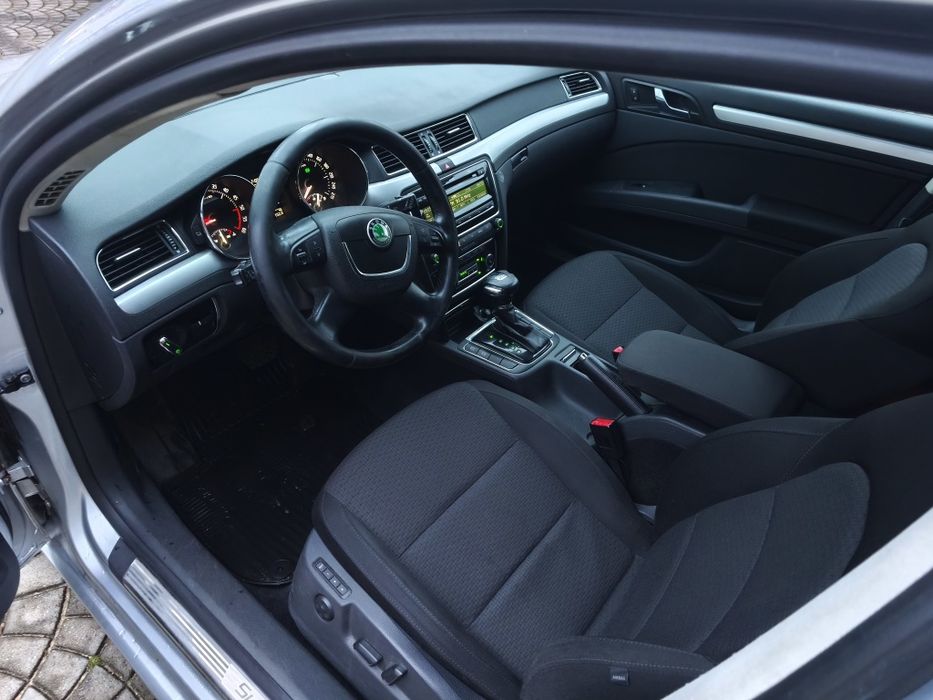 Skoda superb/2011 rok/2.0 TDI/DSG