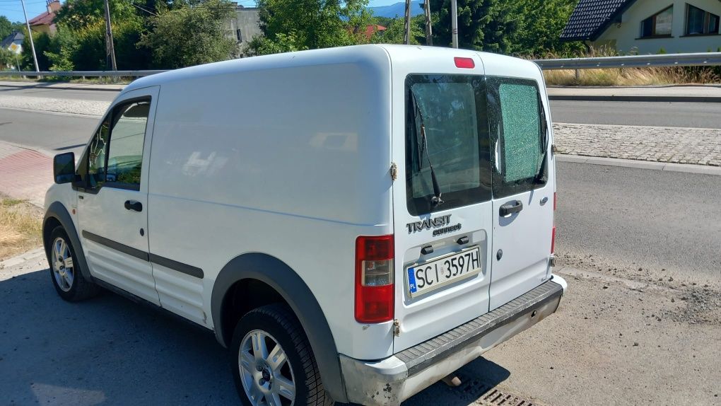 Ford Courier 2010