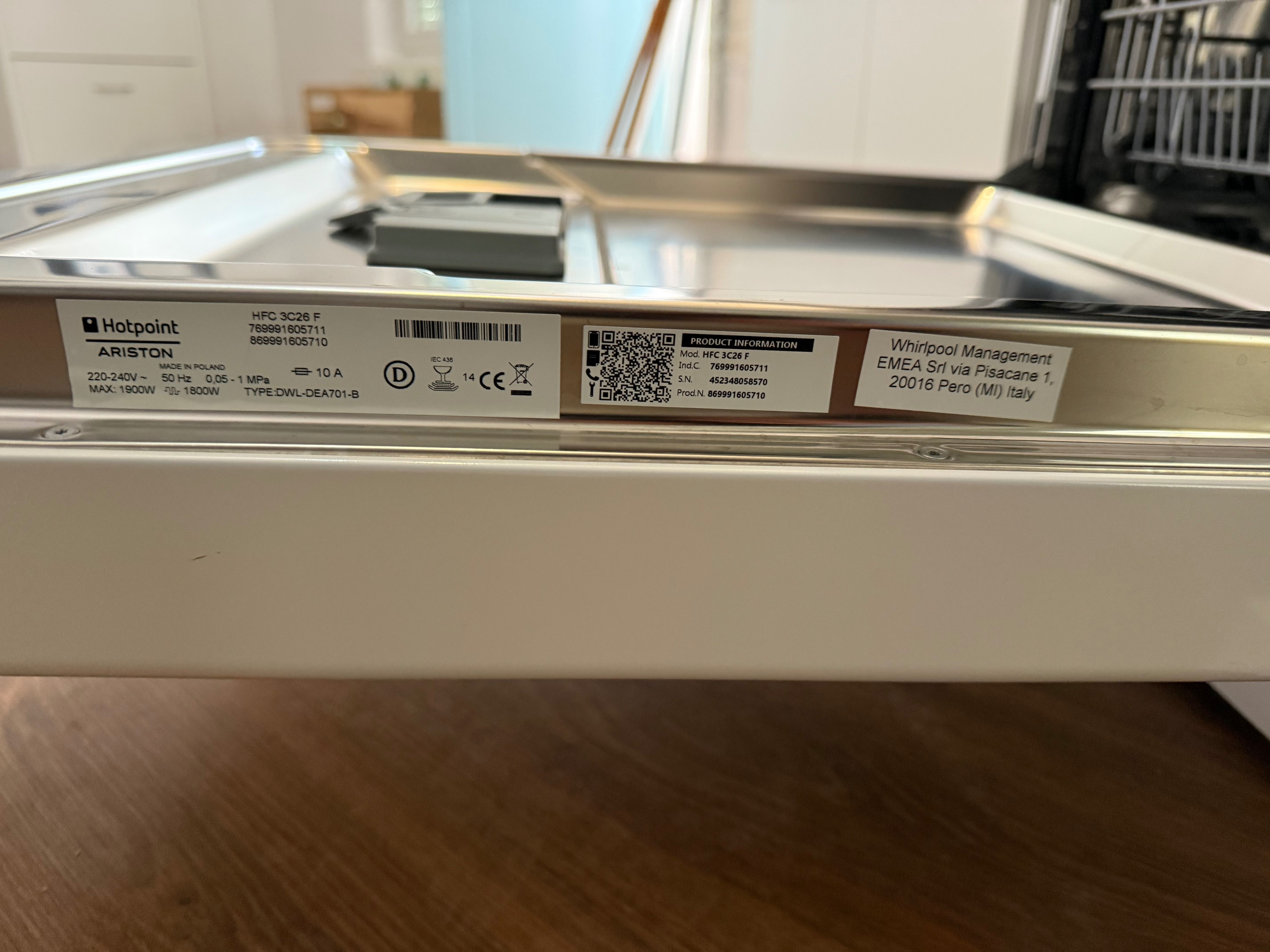 Lava Loiça Hotpoint 14 Serviços