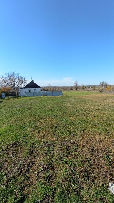 Продаж теплого будинку