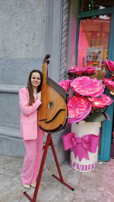 Бандуристка Акордеоніст Ведучий Діджей Корпоратив