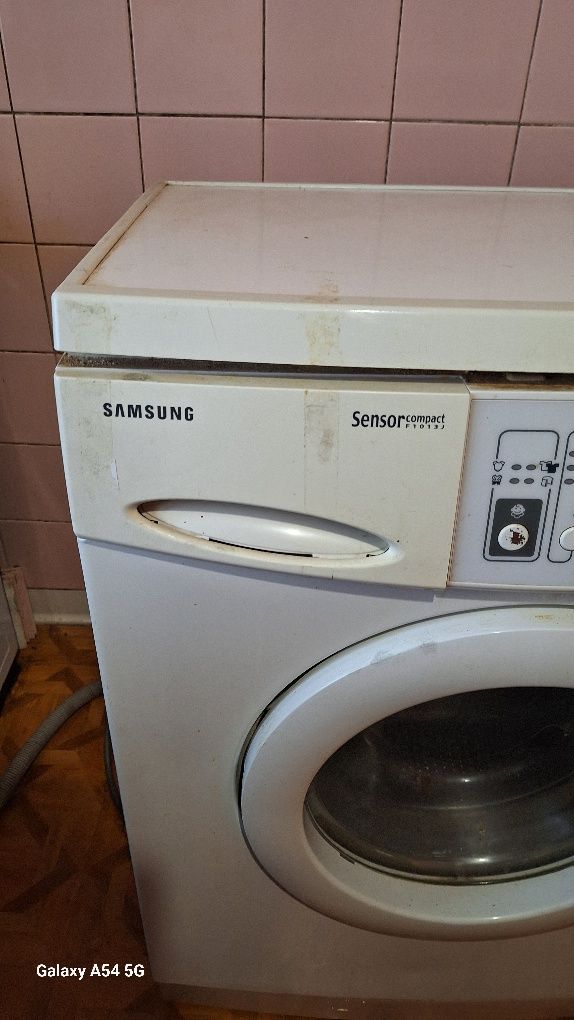 Продам стиральную машинку Samsung compact на З/П