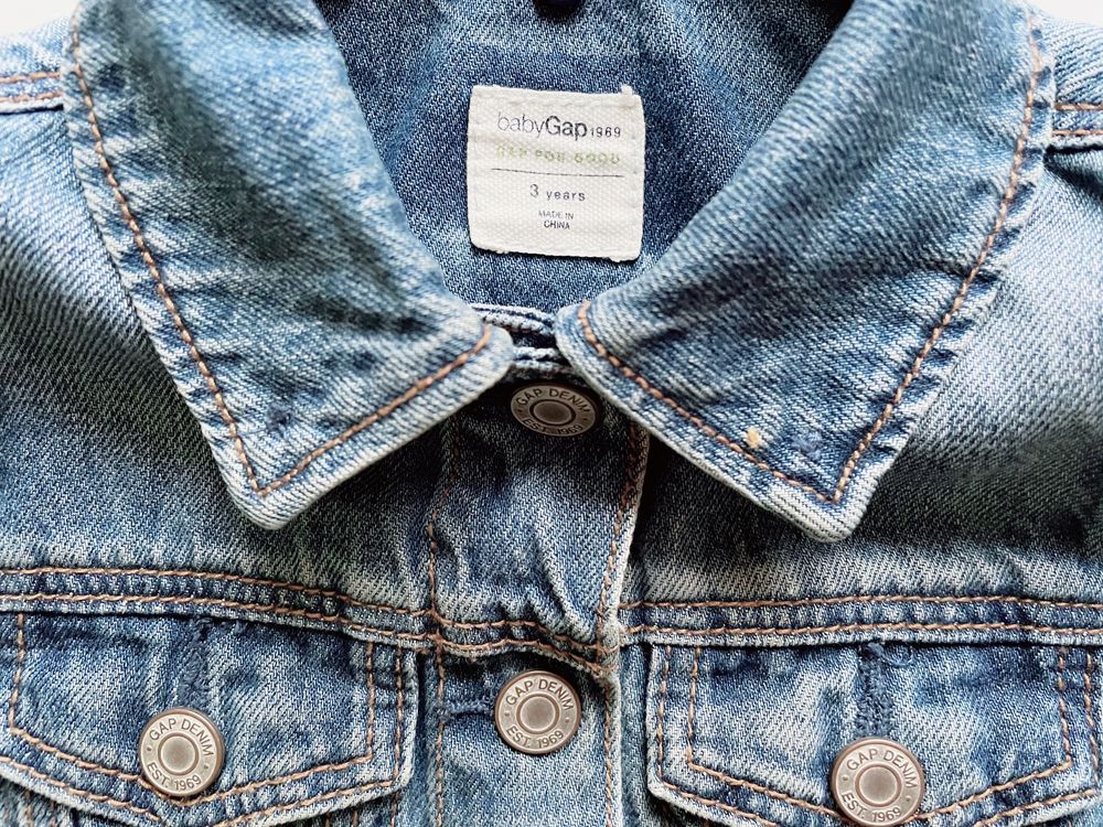 Джинсовая куртка baby Gap для девочки 3 года