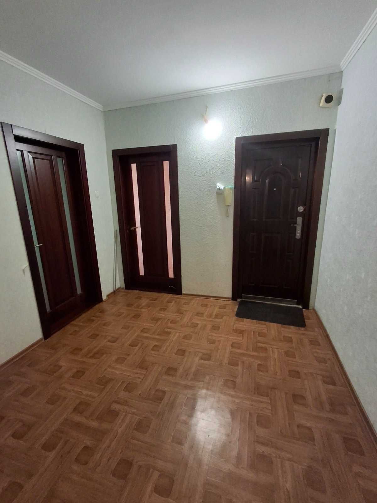Продається 4-х кім. кв. на м-н Східний-2 !