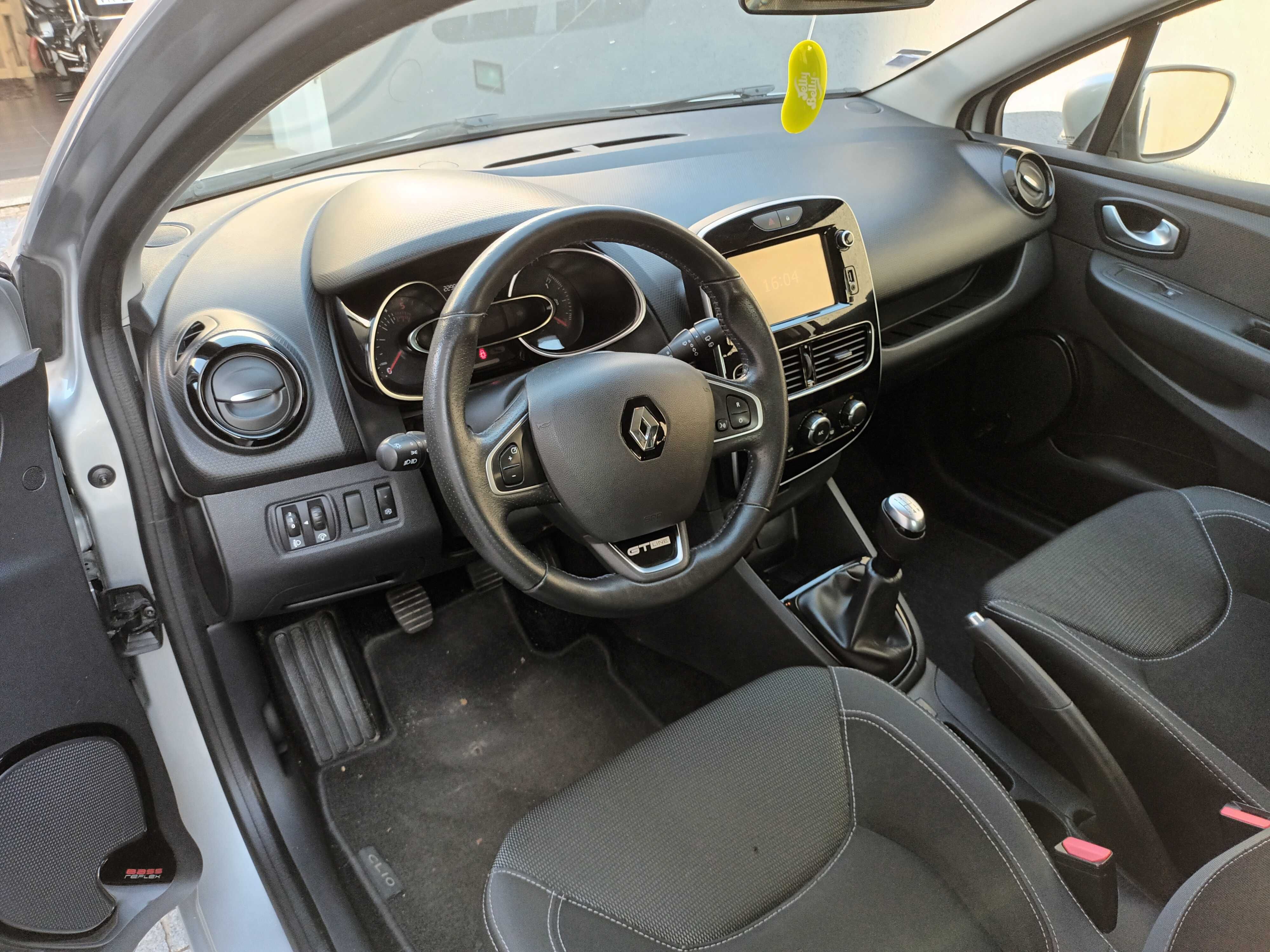 Renault clio 1.5 dci 90cv comercial