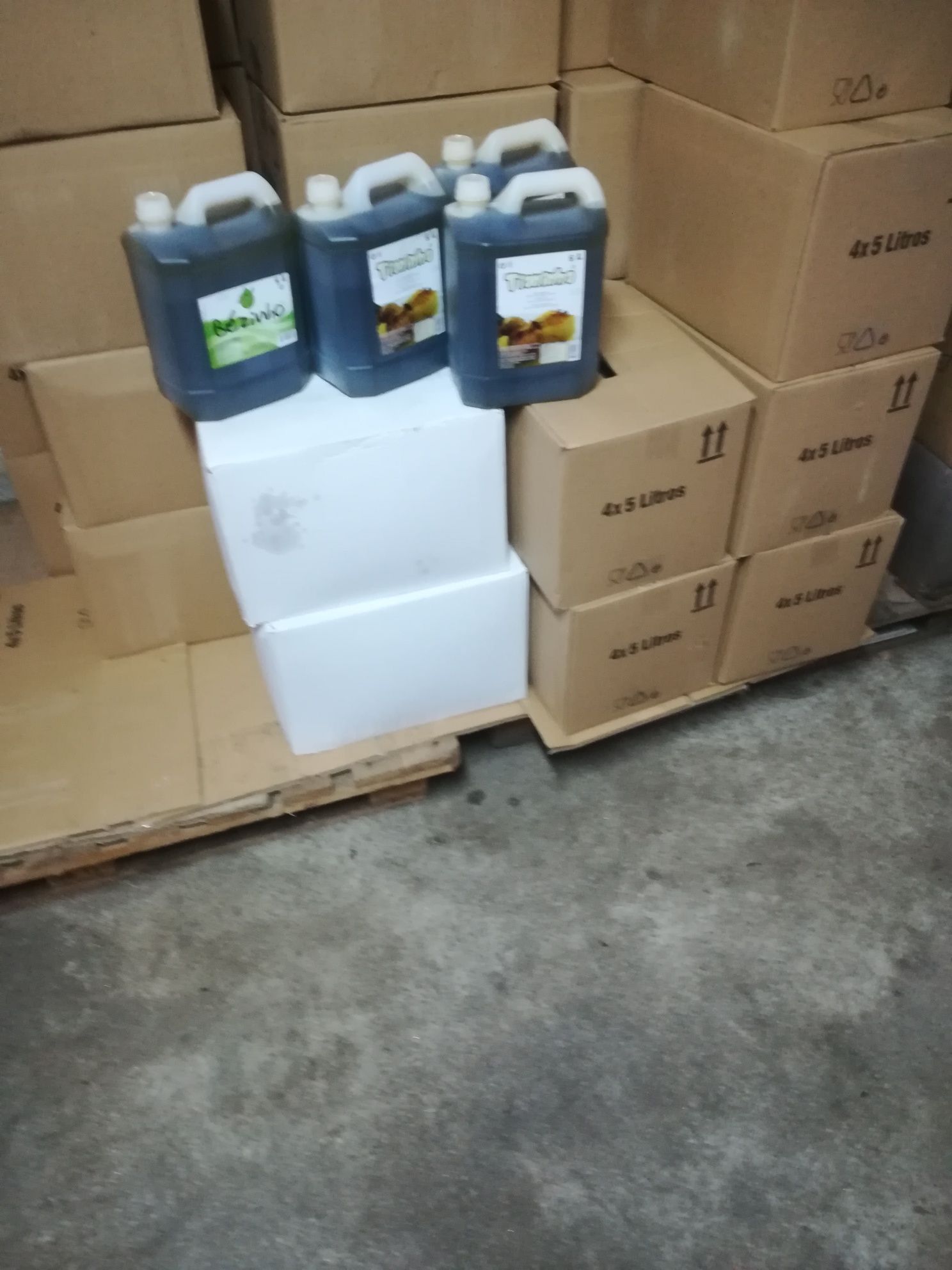 Tenho para venda diversos e bons produtos